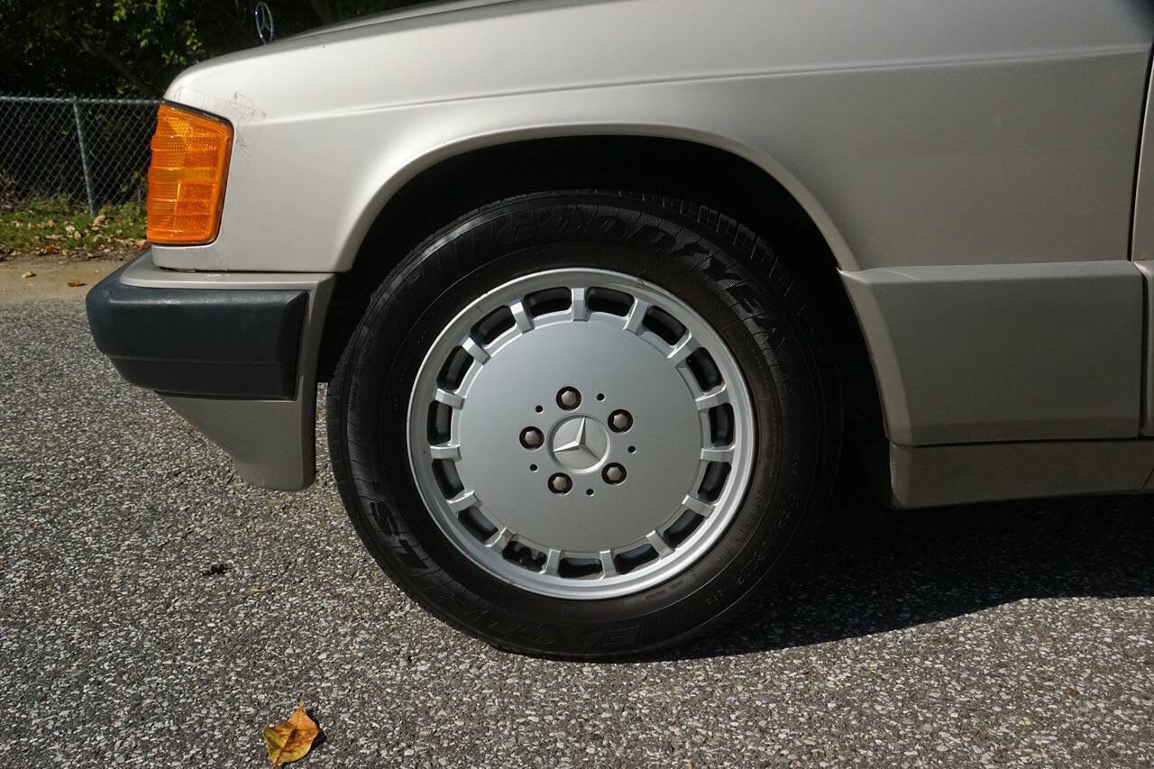 Used 1993 Mercedes-Benz 190 E 2.3 image 20