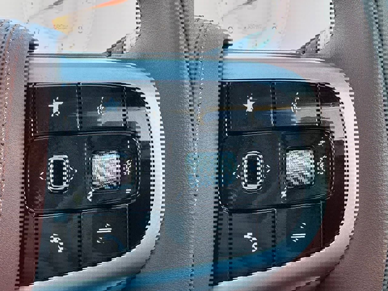 Used 2025 Genesis GV80 3.5T Prestige image 28