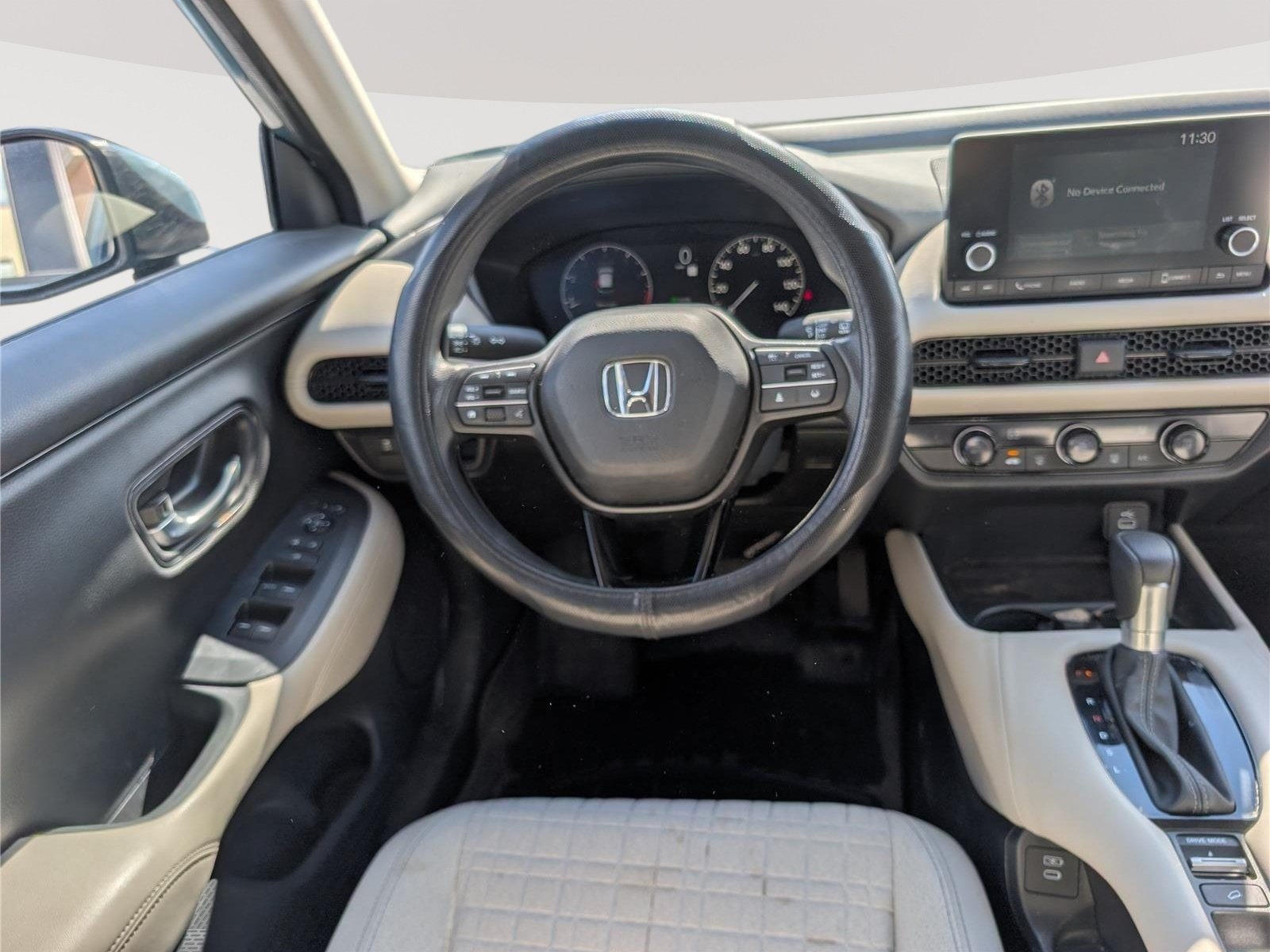 Used 2025 Honda HR-V LX image 16