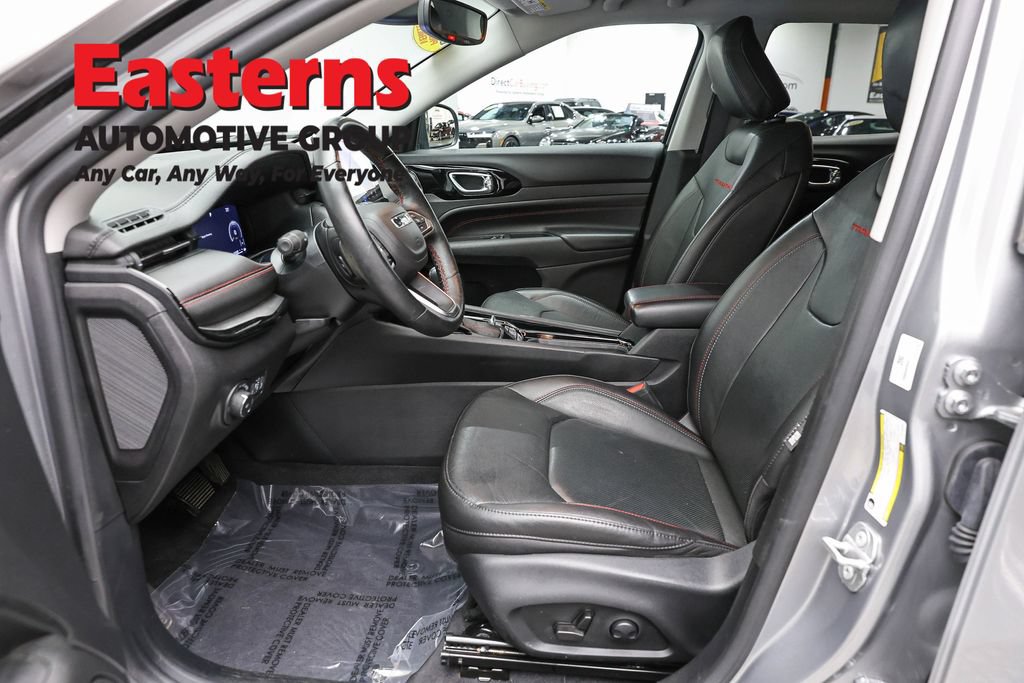 Used 2022 Jeep Compass Trailhawk w/ Trailhawk Elite Group AWD/4WD image 14