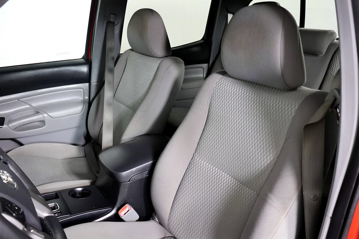 Used 2014 Toyota Tacoma 4x4 Double Cab w/ Convenience Package image 18