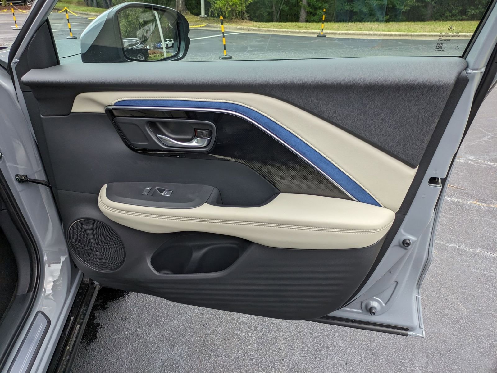 Certified 2025 Acura ADX A-Spec image 29