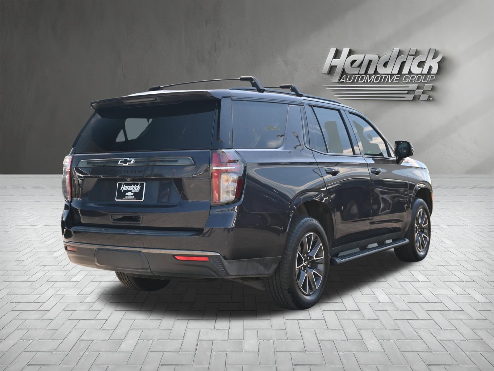 Used 2022 Chevrolet Tahoe Z71 w/ Luxury Package AWD/4WD image 9