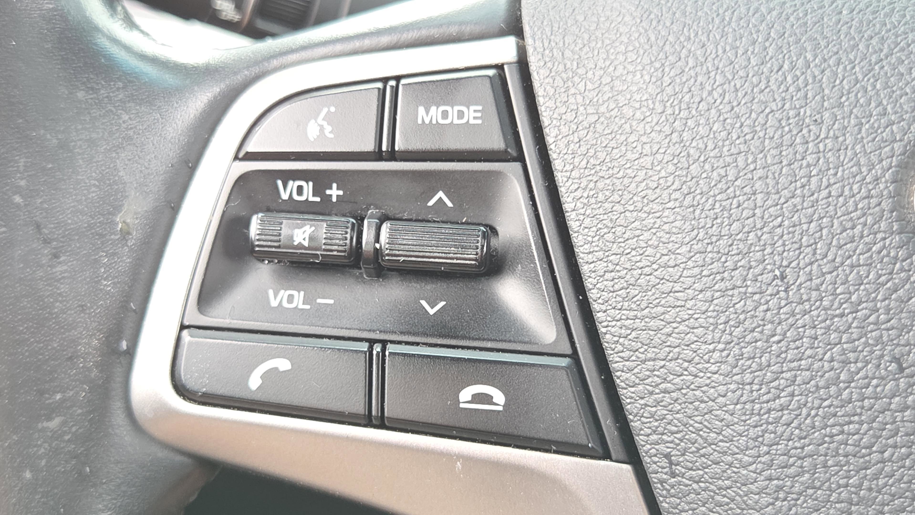 Used 2018 Hyundai Accent Limited image 31