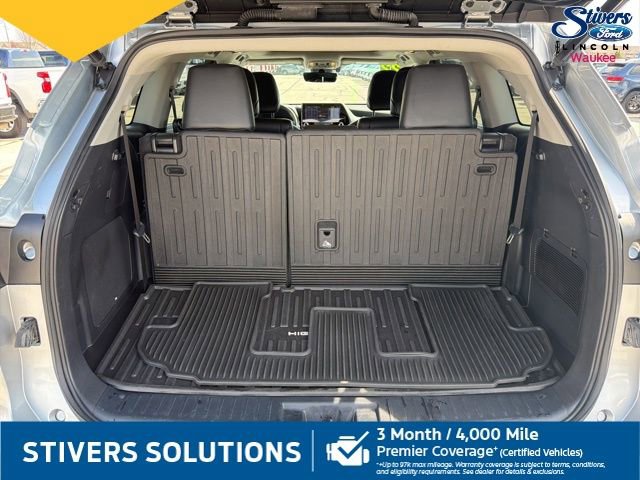 Used 2022 Toyota Highlander Platinum image 9