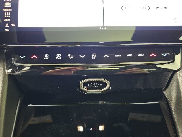 New 2026 Jeep Grand Cherokee L Limited image 25