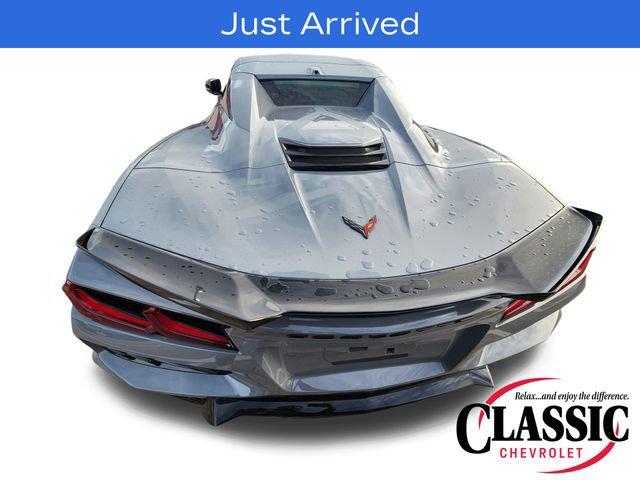 Used 2025 Chevrolet Corvette Z06 RWD image 7