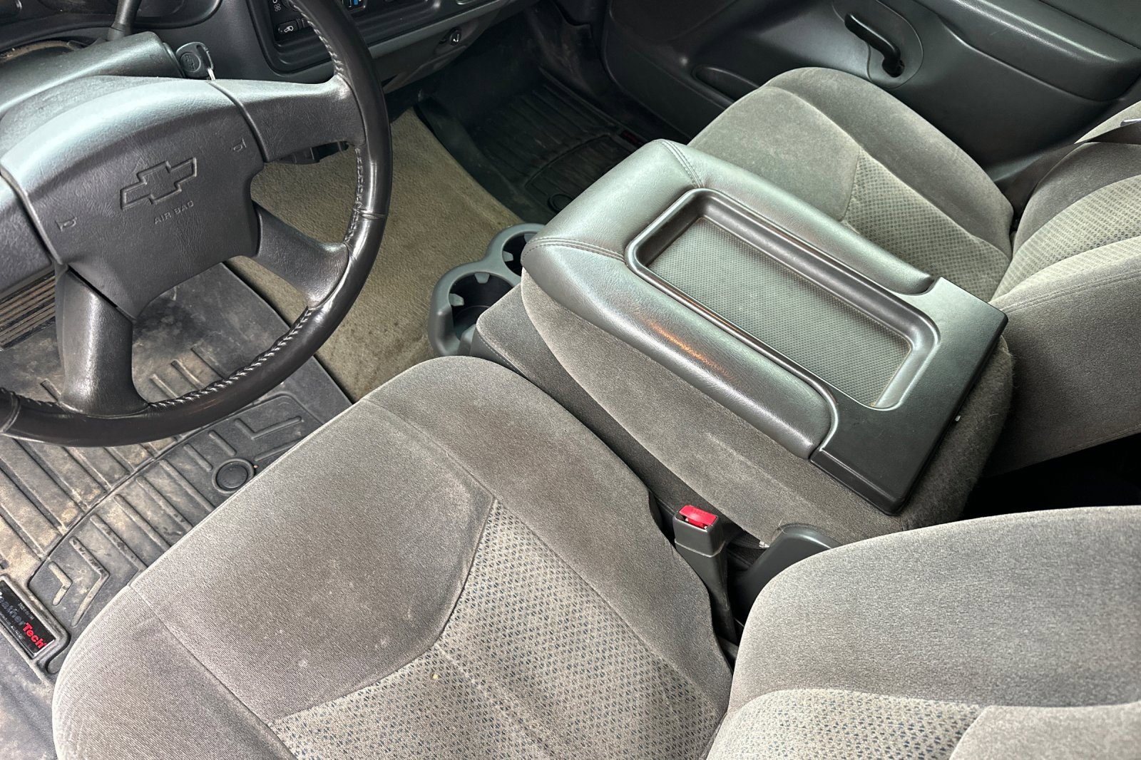 Used 2006 Chevrolet Silverado 2500 LT w/ Heavy-Duty Power Package image 10