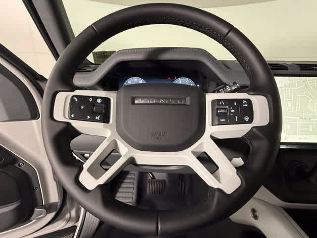 New 2026 Land Rover Defender 110 X-Dynamic SE AWD/4WD image 29