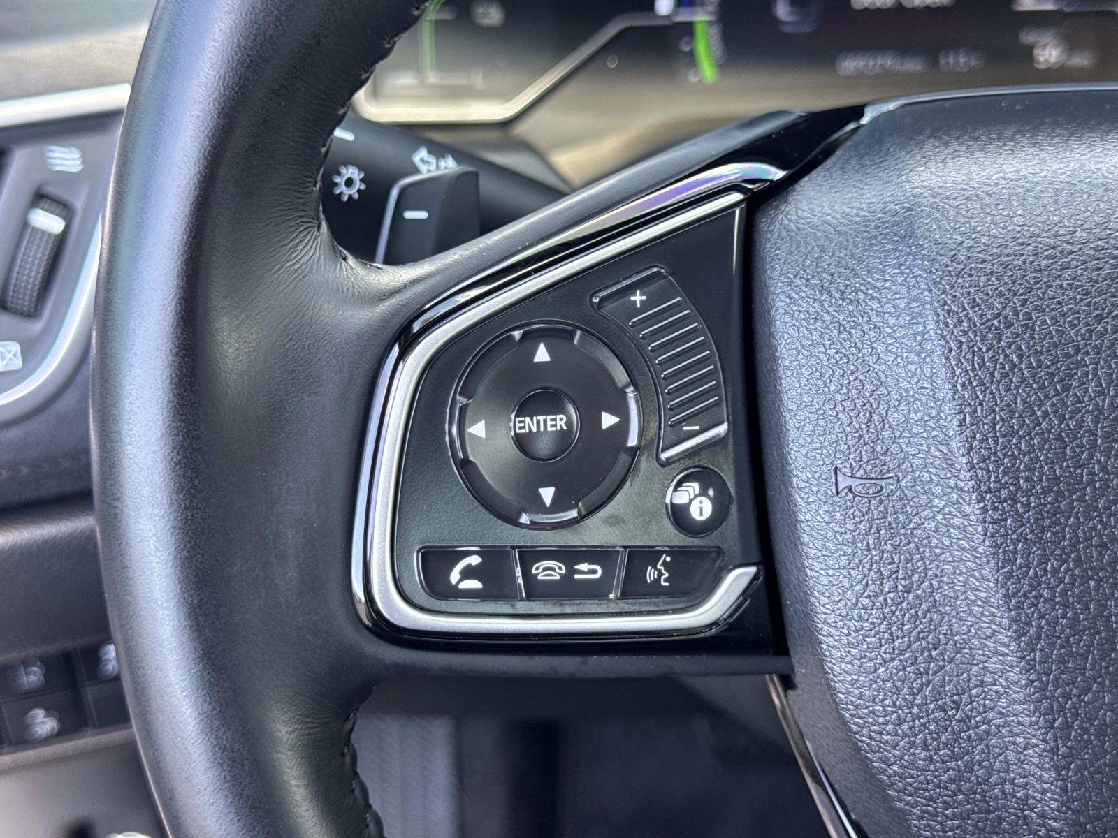 Certified 2019 Honda Clarity Touring image 11