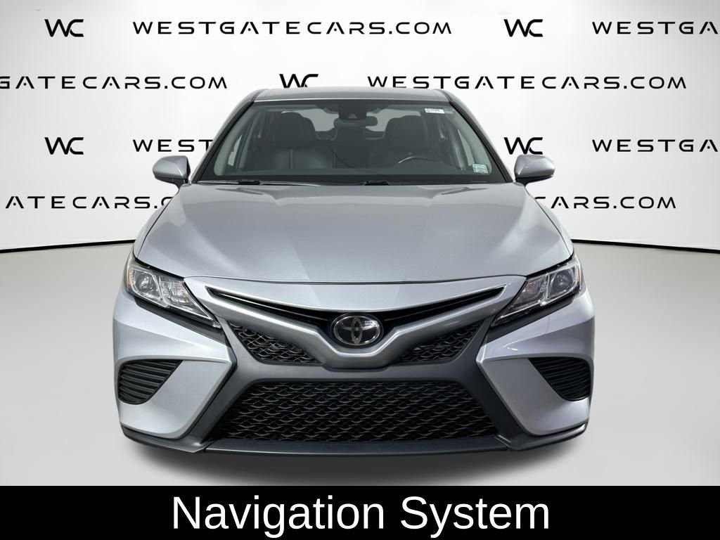 Used 2019 Toyota Camry SE image 2