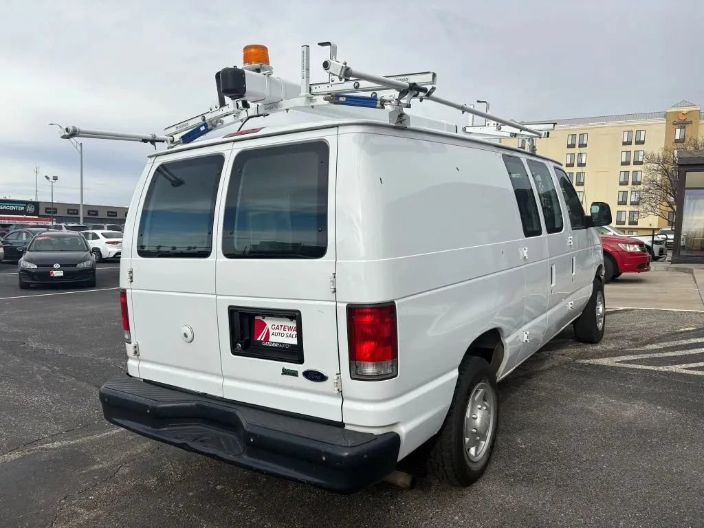 Used 2013 Ford E-150 and Econoline 150 w/ Commercial Cargo Van Pkg RWD image 5