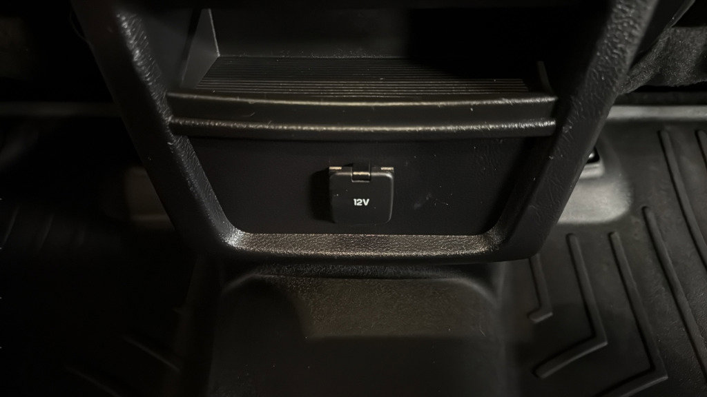 Used 2016 Ford Edge SEL w/ Class II Trailer Tow Package image 34