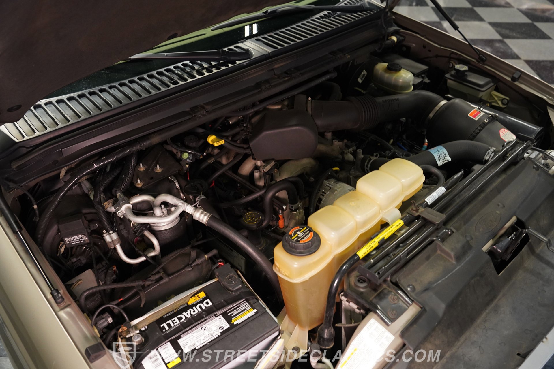 Used 2000 Ford Excursion XLT image 34