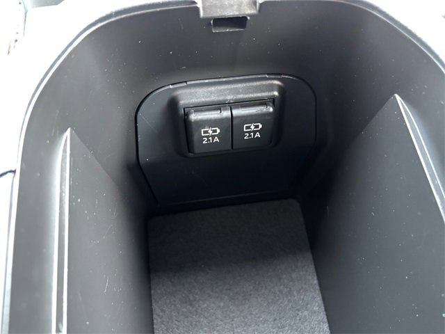Used 2020 Toyota RAV4 XSE image 27