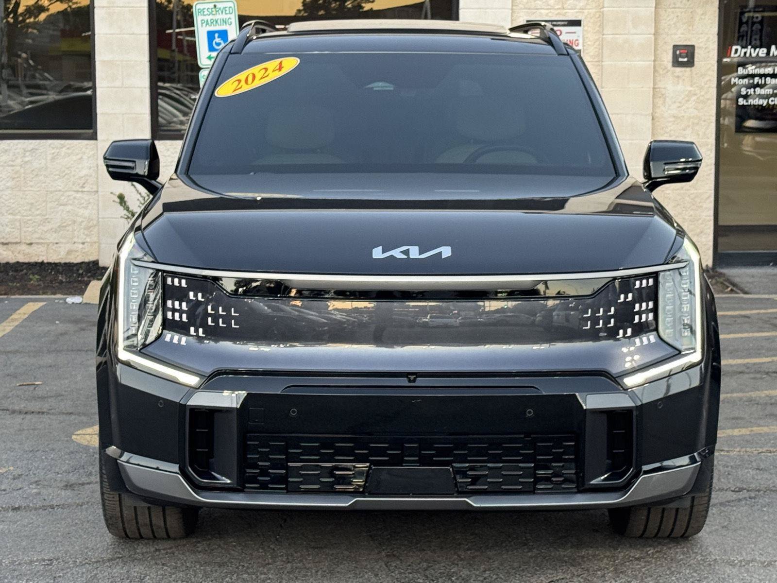 Used 2024 Kia EV9 GT-Line AWD/4WD image 16