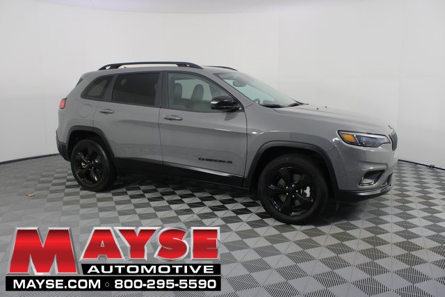 Used 2023 Jeep Cherokee Altitude Lux