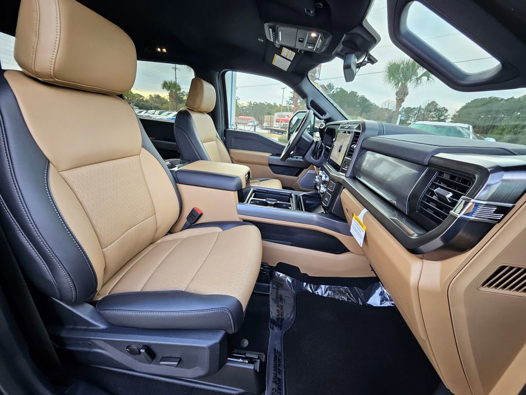 New 2026 Ford F250 Lariat w/ Chrome Package image 7