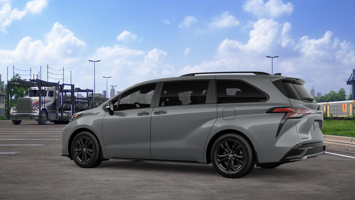New 2026 Toyota Sienna XSE image 5