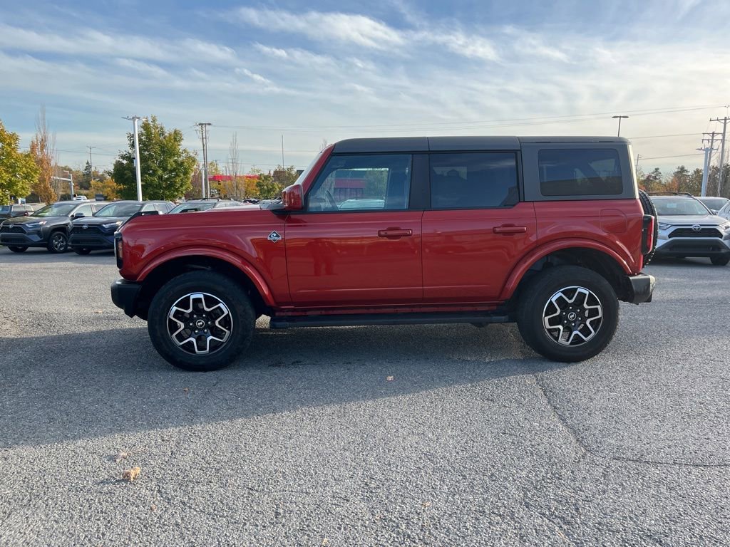 Used 2023 Ford Bronco Outer Banks image 4