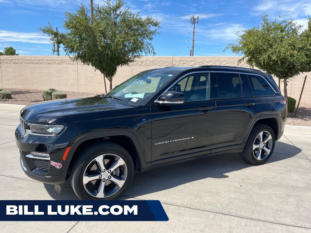 Used 2023 Jeep Grand Cherokee 4WD 4xe w/ Luxury Tech Group II video 1