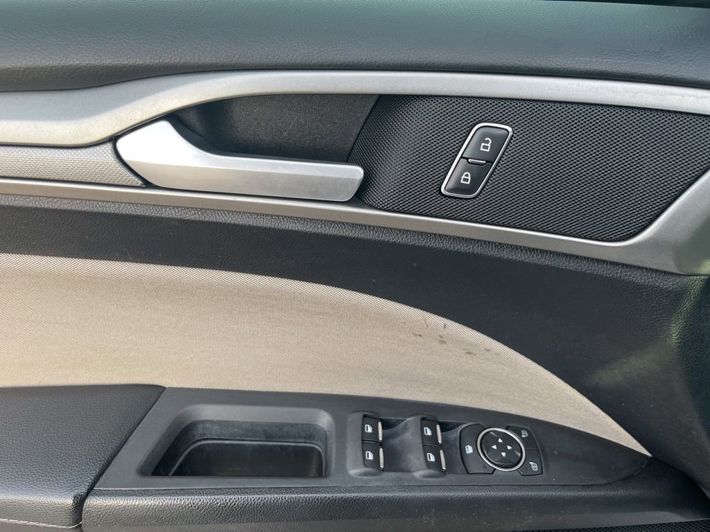 Used 2019 Ford Fusion S image 49
