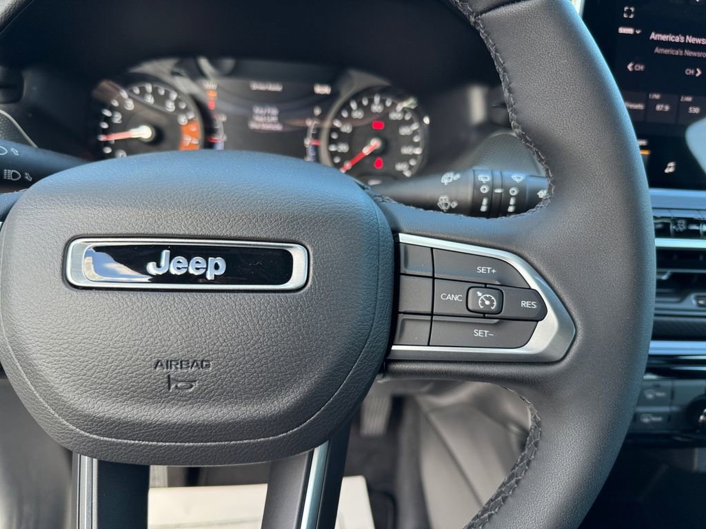 New 2026 Jeep Compass Latitude image 20
