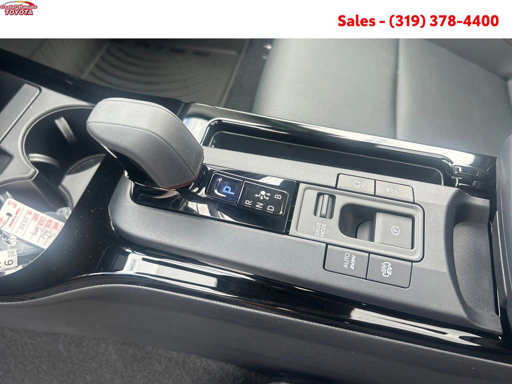New 2026 Toyota Prius Plug-In Hybrid FWD image 19