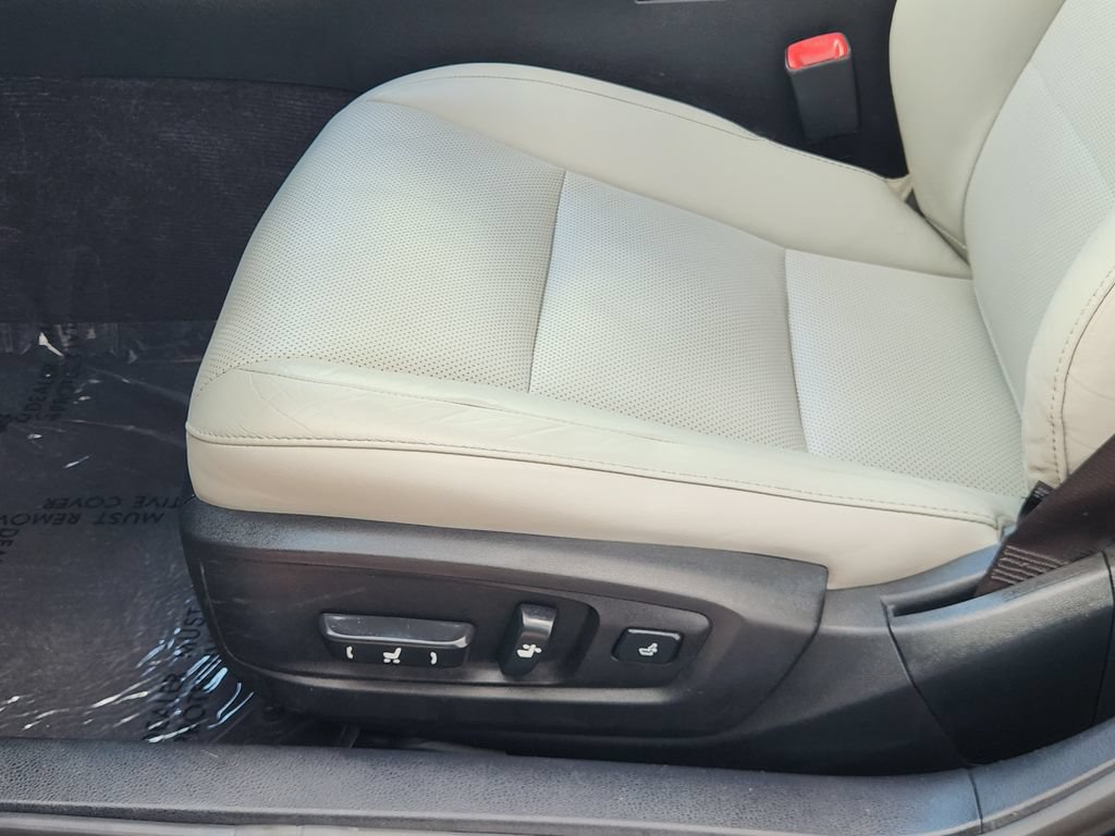 Used 2014 Lexus ES 350 w/ Luxury Package FWD image 25