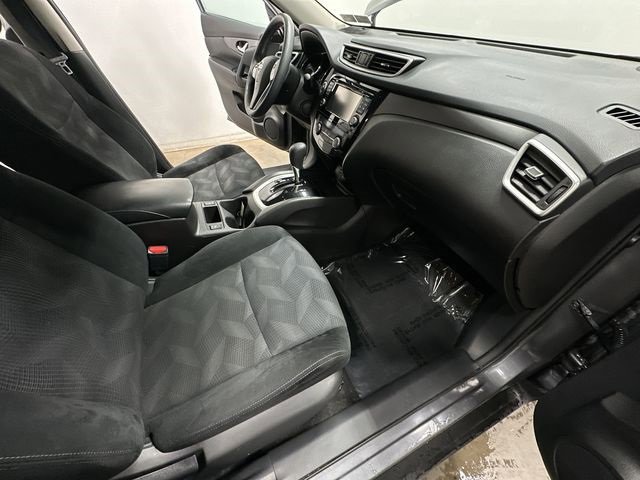 Used 2015 Nissan Rogue SV w/ SV Premium Package image 22