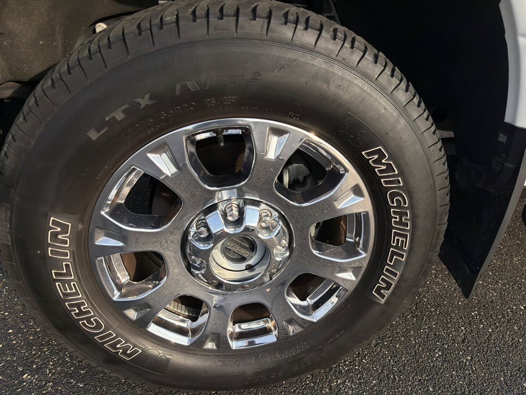 Used 2022 Ford F350 Lariat w/ Lariat Ultimate Package image 12