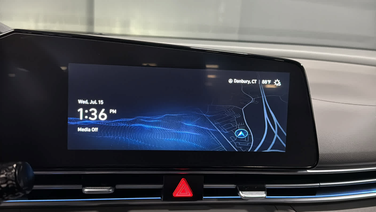 Used 2024 Hyundai Elantra SEL FWD image 15