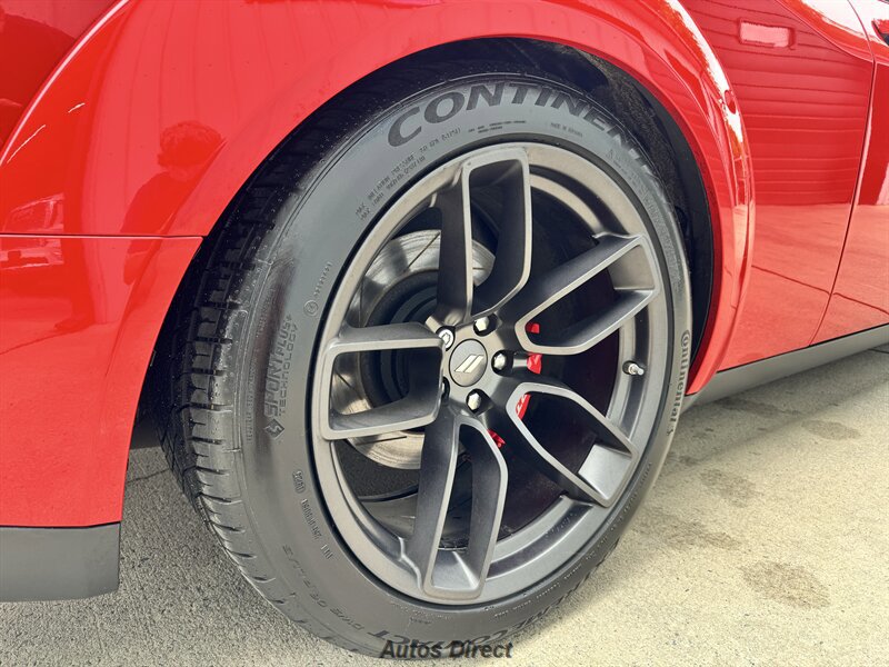Used 2022 Dodge Challenger SRT RWD image 42