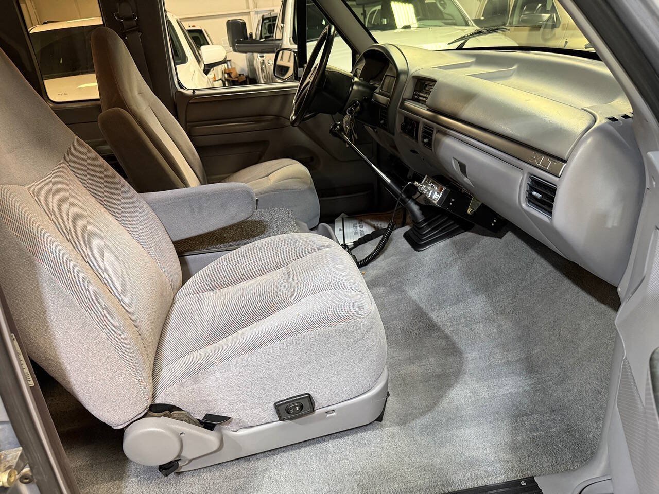 Used 1995 Ford F250 4x4 SuperCab image 30