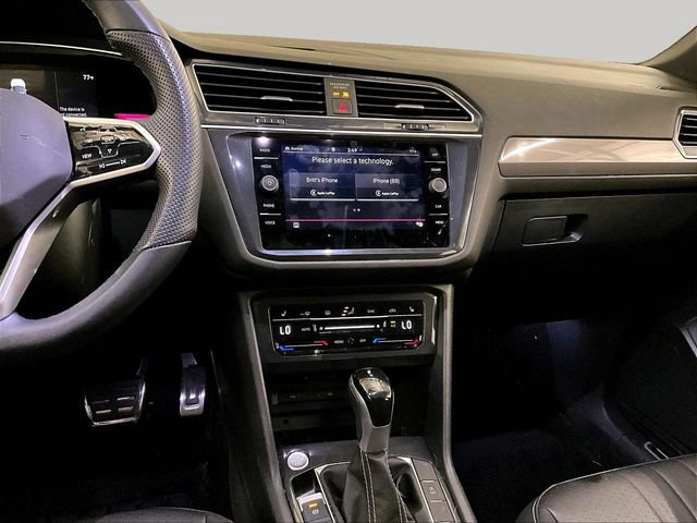 Used 2024 Volkswagen Tiguan SE R-Line AWD/4WD image 6