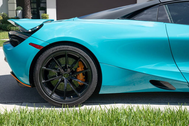 Used 2022 McLaren 720S Spider RWD image 10