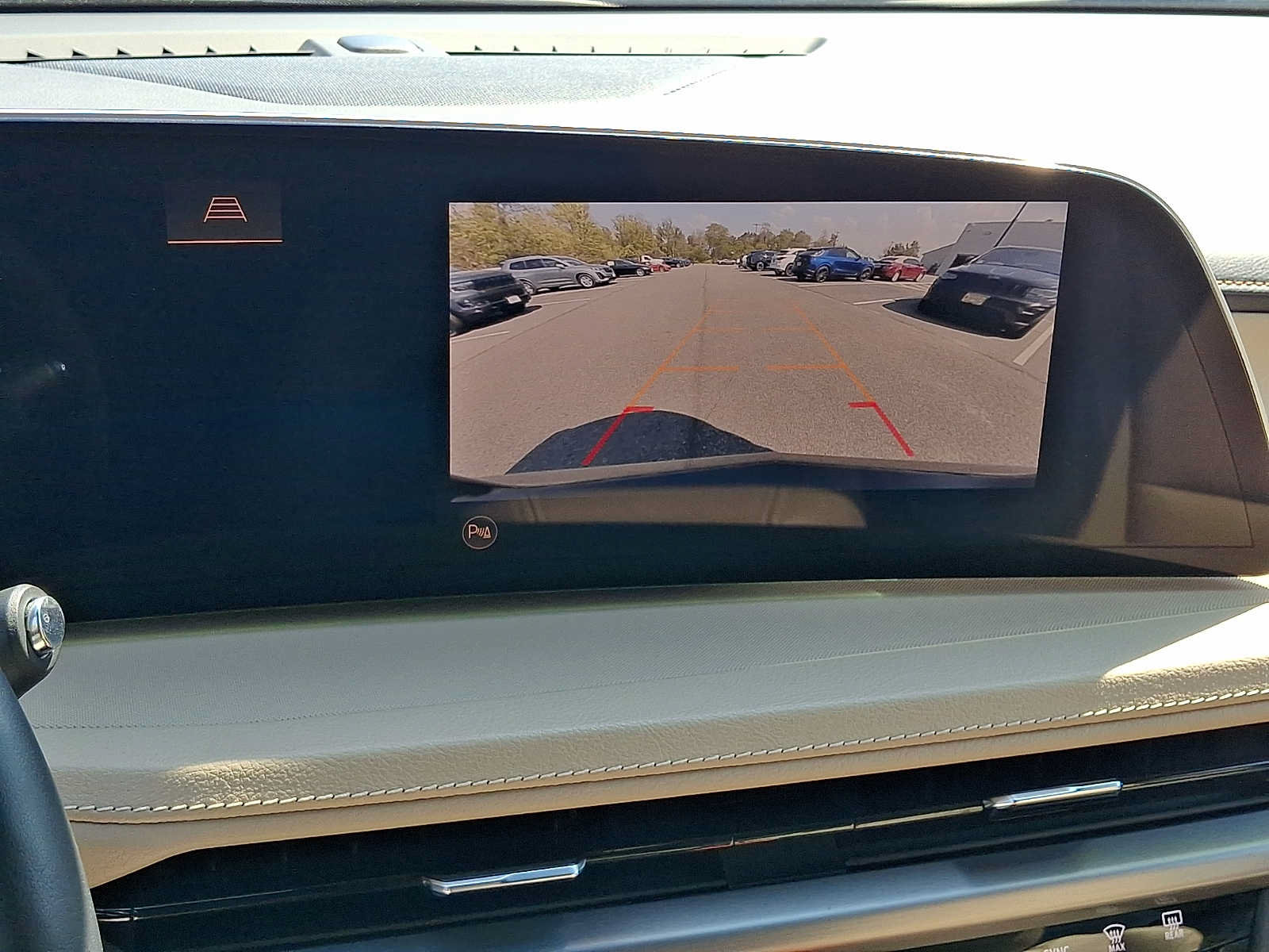 Certified 2024 Cadillac XT4 Luxury w/ Cold Weather Package AWD/4WD image 19