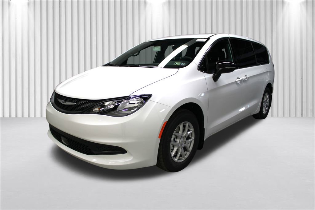 New 2026 Chrysler Voyager LX image 8