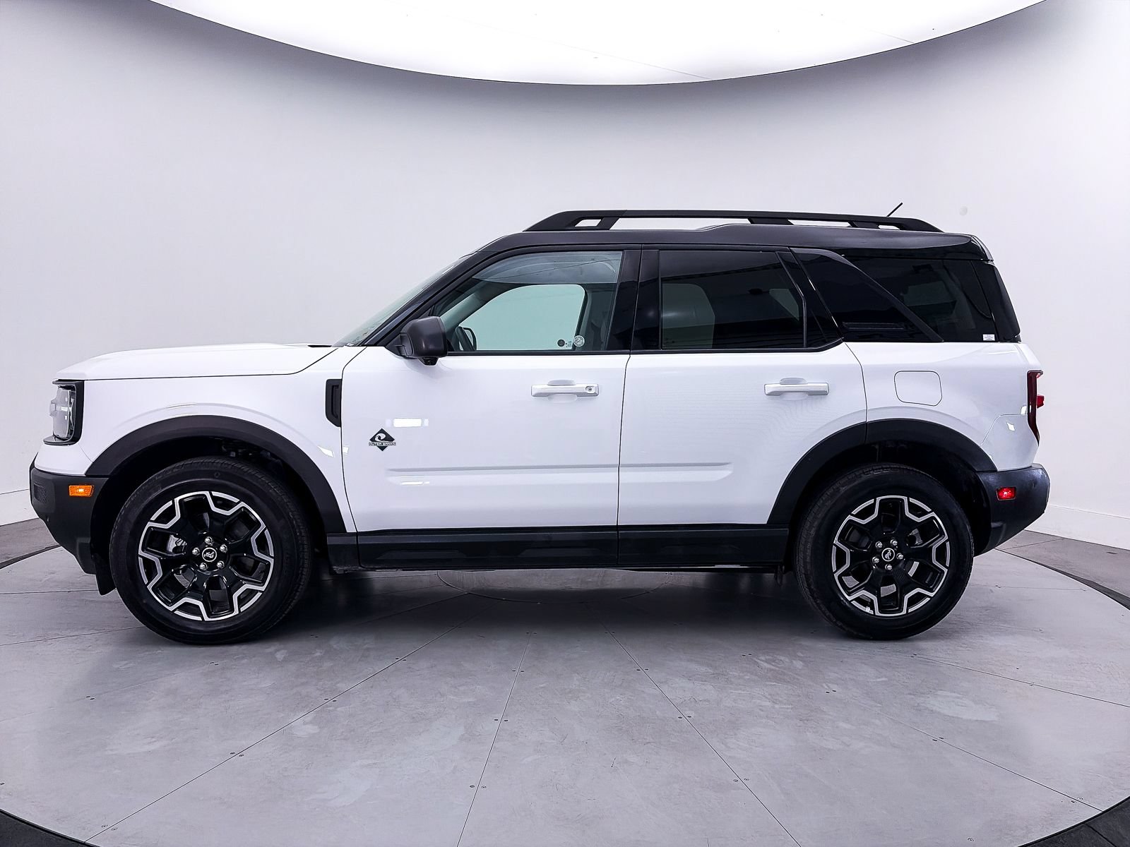 Used 2025 Ford Bronco Sport Outer Banks w/ Outer Banks Tech Package+ AWD/4WD image 41