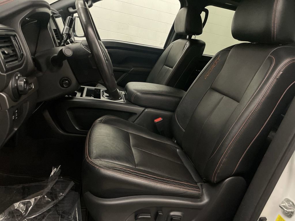 Used 2021 Nissan Titan PRO-4X w/ Pro-4x Convenience Package AWD/4WD image 13