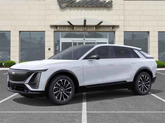 New 2026 Cadillac Lyriq Sport image 2