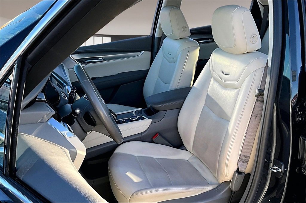 Certified 2023 Cadillac XT5 Premium Luxury image 27