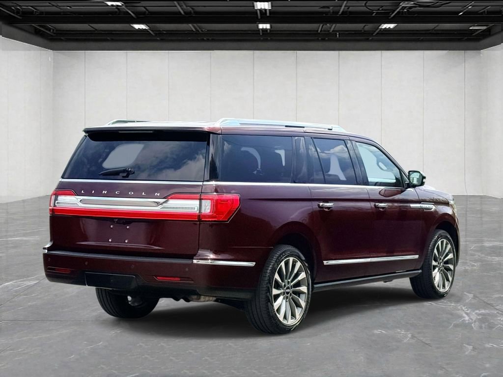 Used 2019 Lincoln Navigator L Select AWD/4WD image 5