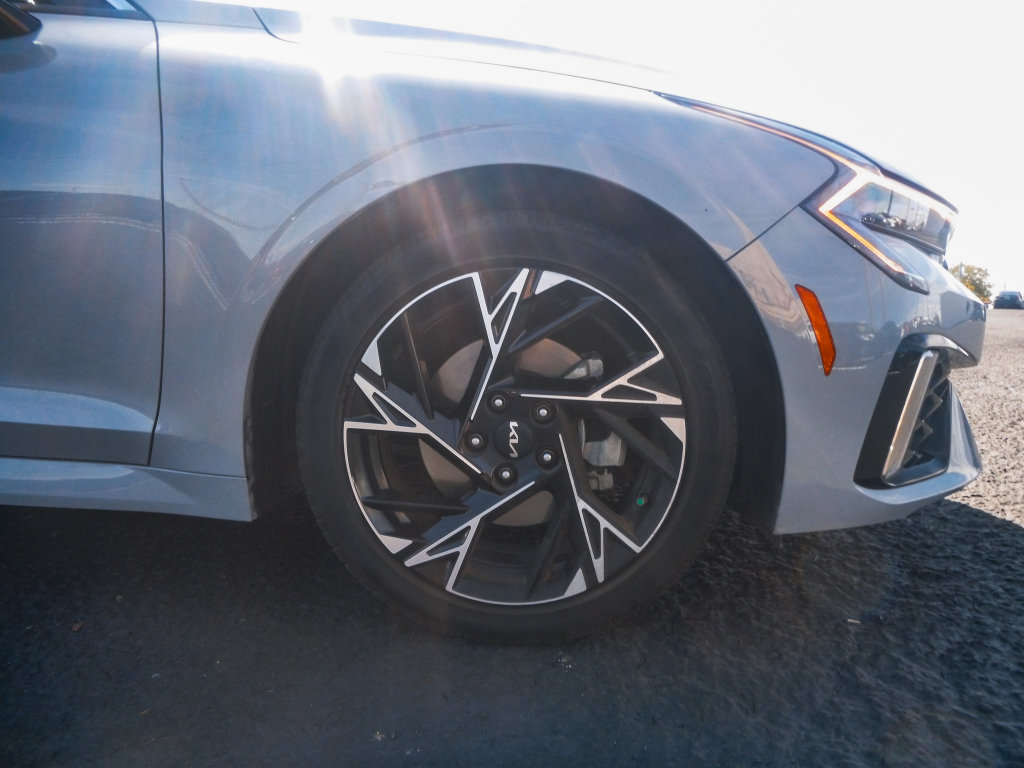Used 2025 Kia K5 GT-Line w/ GT-Line Premium Package FWD image 4
