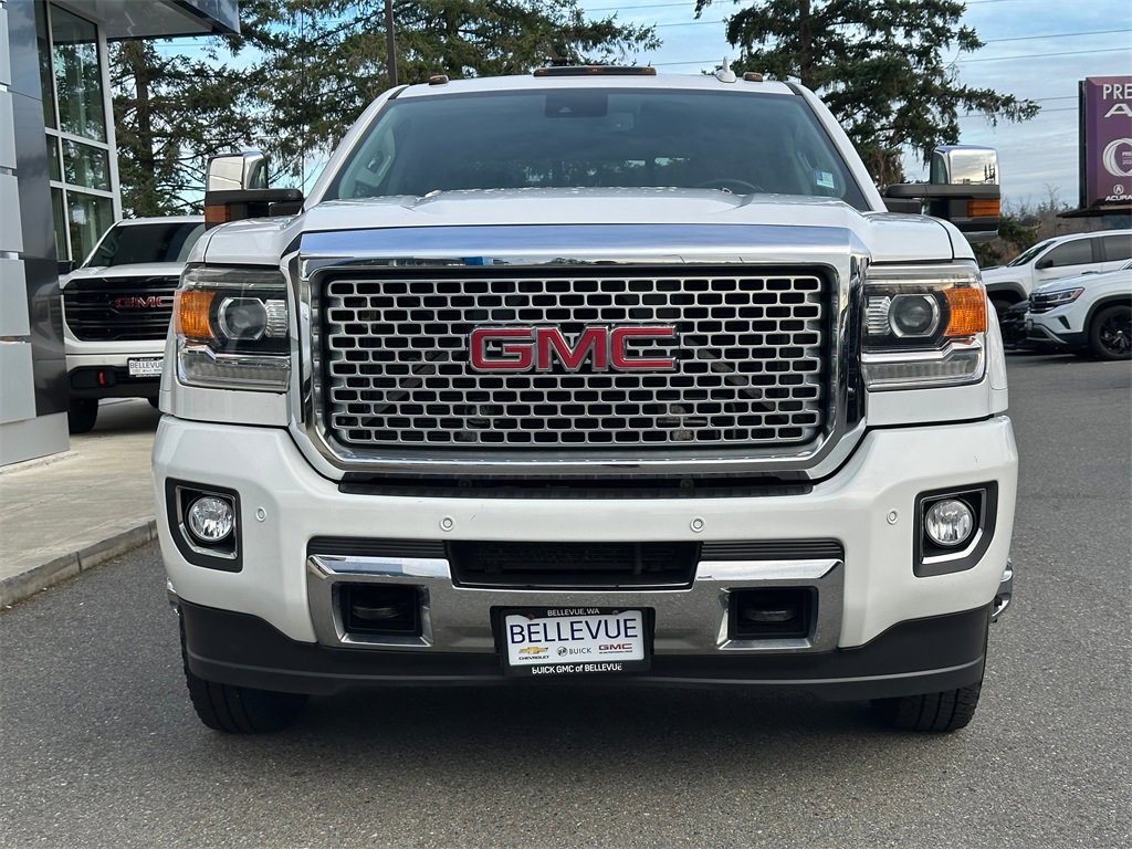 Used 2015 GMC Sierra 3500 Denali w/ Duramax Plus Package image 8