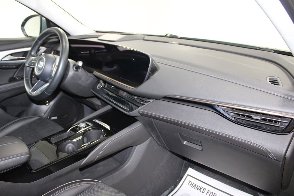 Used 2024 Buick Envision Avenir image 31