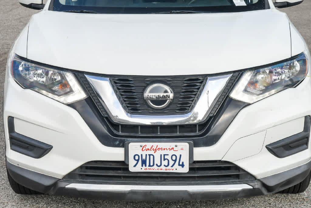 Used 2020 Nissan Rogue SV FWD image 5