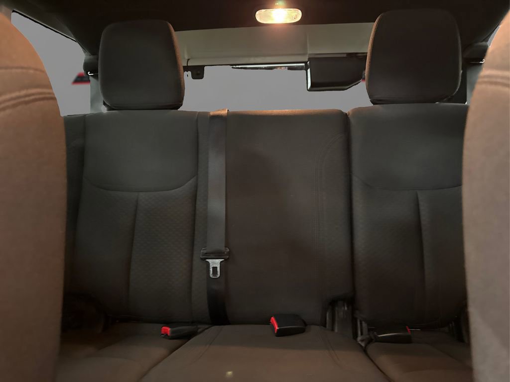 Used 2016 Jeep Wrangler Unlimited Willys image 16