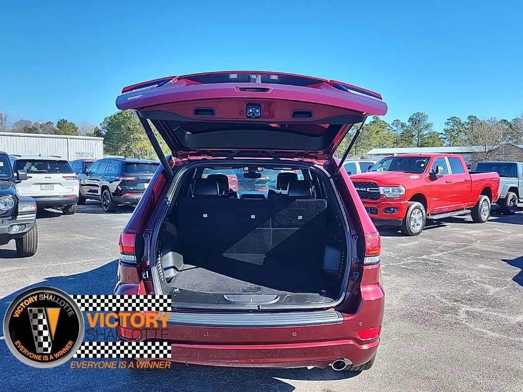 Certified 2022 Jeep Grand Cherokee Laredo X image 21