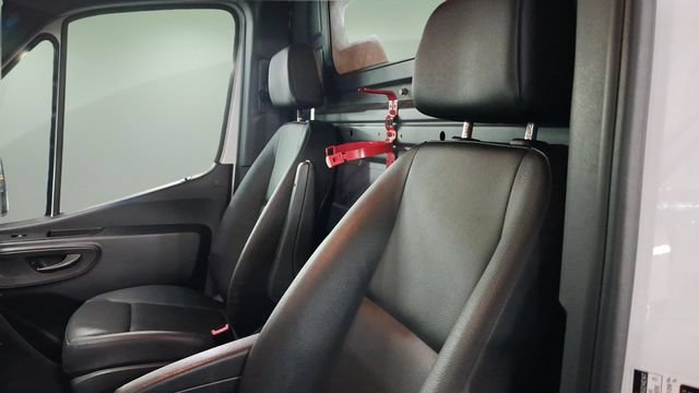 Used 2024 Mercedes-Benz Sprinter 2500 image 22